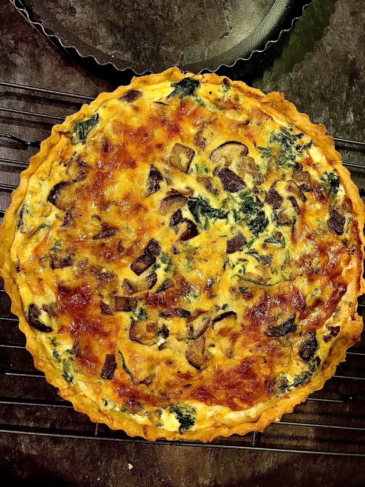 Spinach, Mushroom and Goat's Cheese Quiche – Skinny Spatula