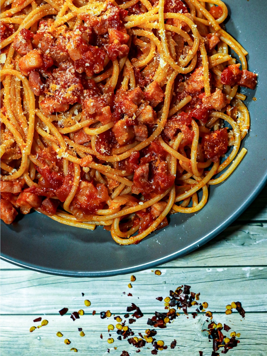 30-Minute Spaghetti All'Amatriciana – Skinny Spatula