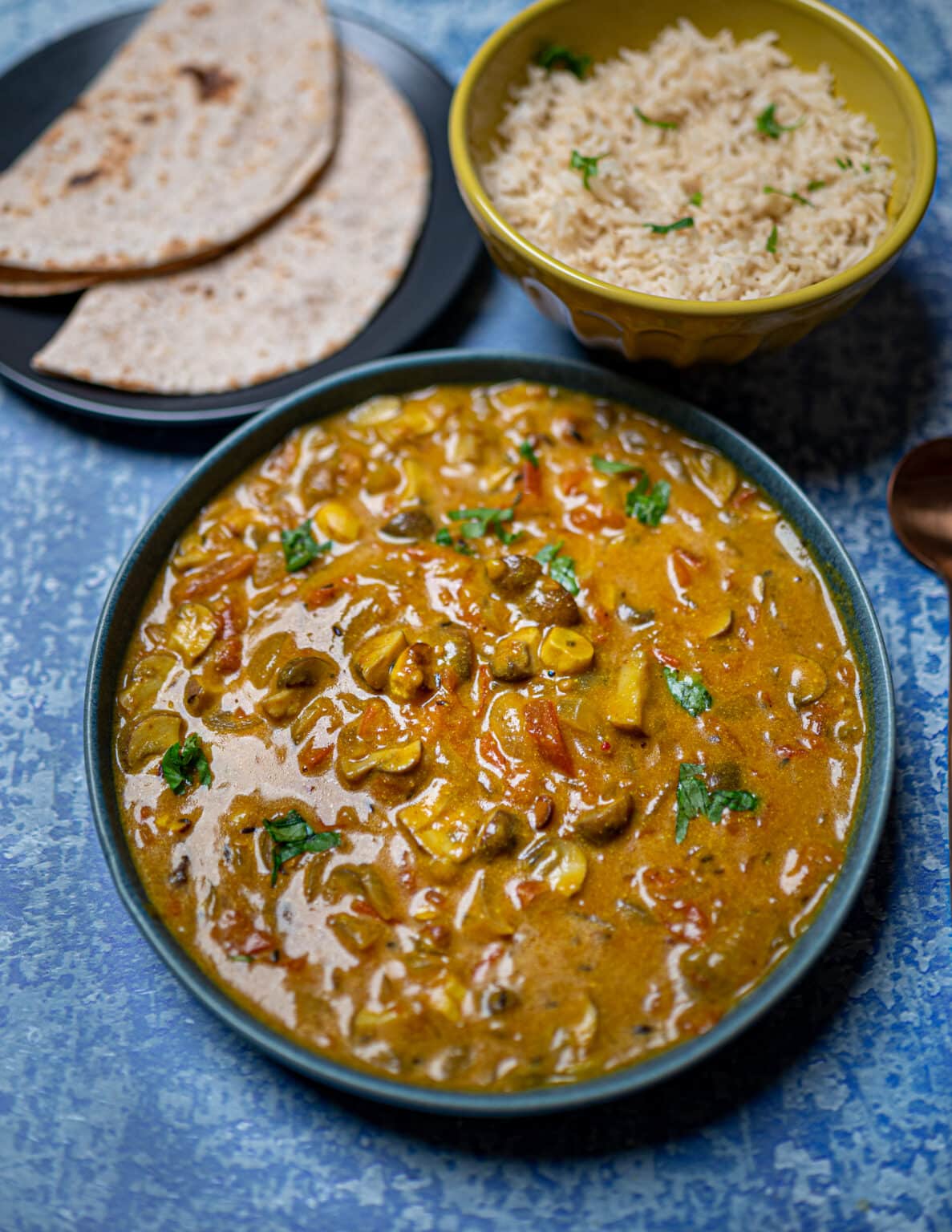 Creamy Mushroom Curry with Cashew Nuts – Skinny Spatula