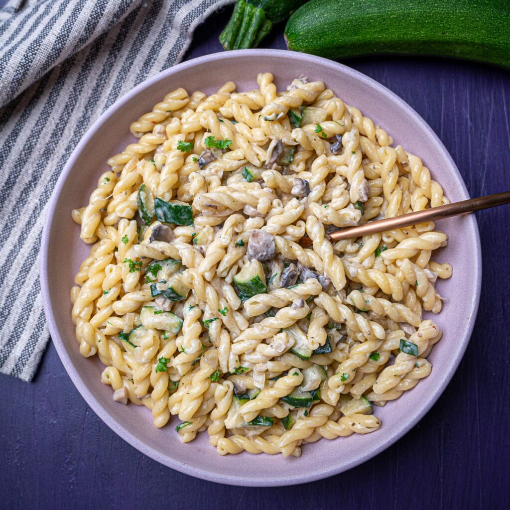 Creamy Mushroom Zucchini Pasta – Skinny Spatula