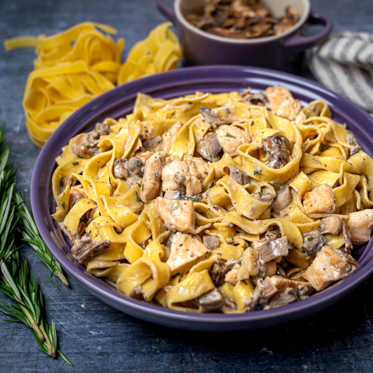 Creamy Chicken and Mushroom Tagliatelle – Skinny Spatula