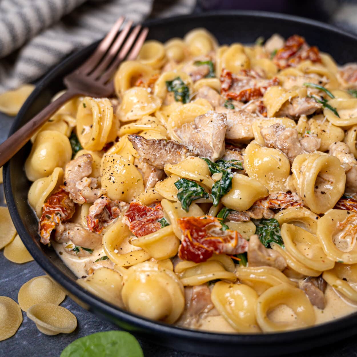 creamy-tuscan-chicken-pasta-skinny-spatula