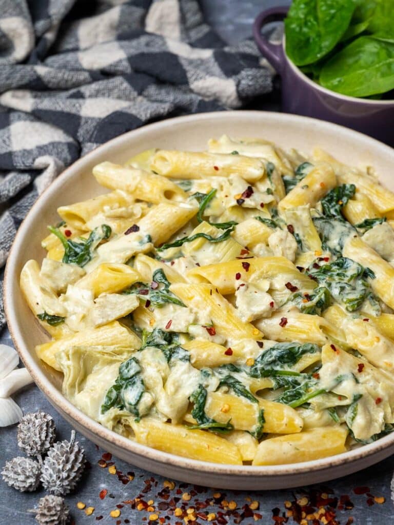 Spinach Artichoke Pasta – Skinny Spatula