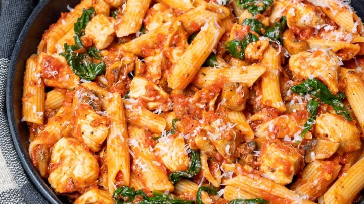 Chicken Tomato Pasta – Skinny Spatula