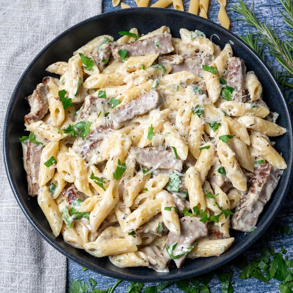 Creamy Steak Pasta – Skinny Spatula