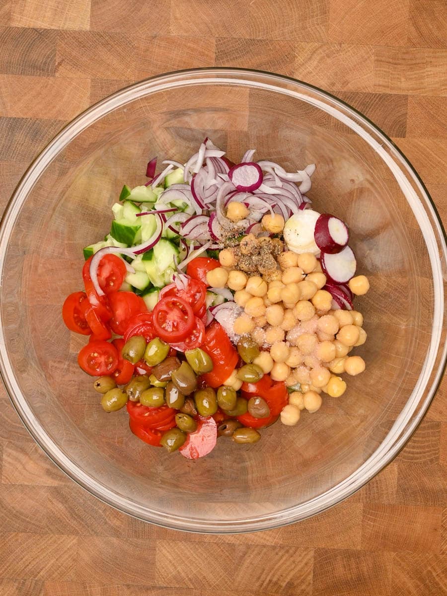 Mediterranean Cucumber Tomato Salad making steps