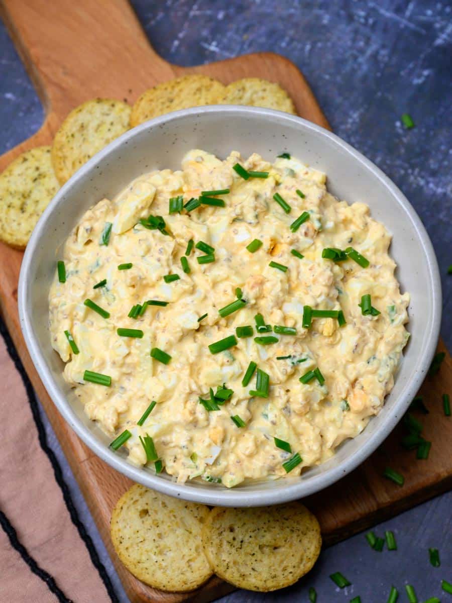 A bowl of high protein egg salad with chickpeas and flaxseed
