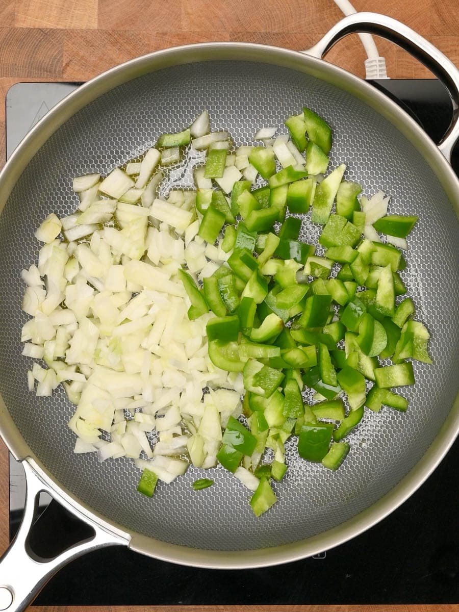 philly cheesesteak pasta cooking steps