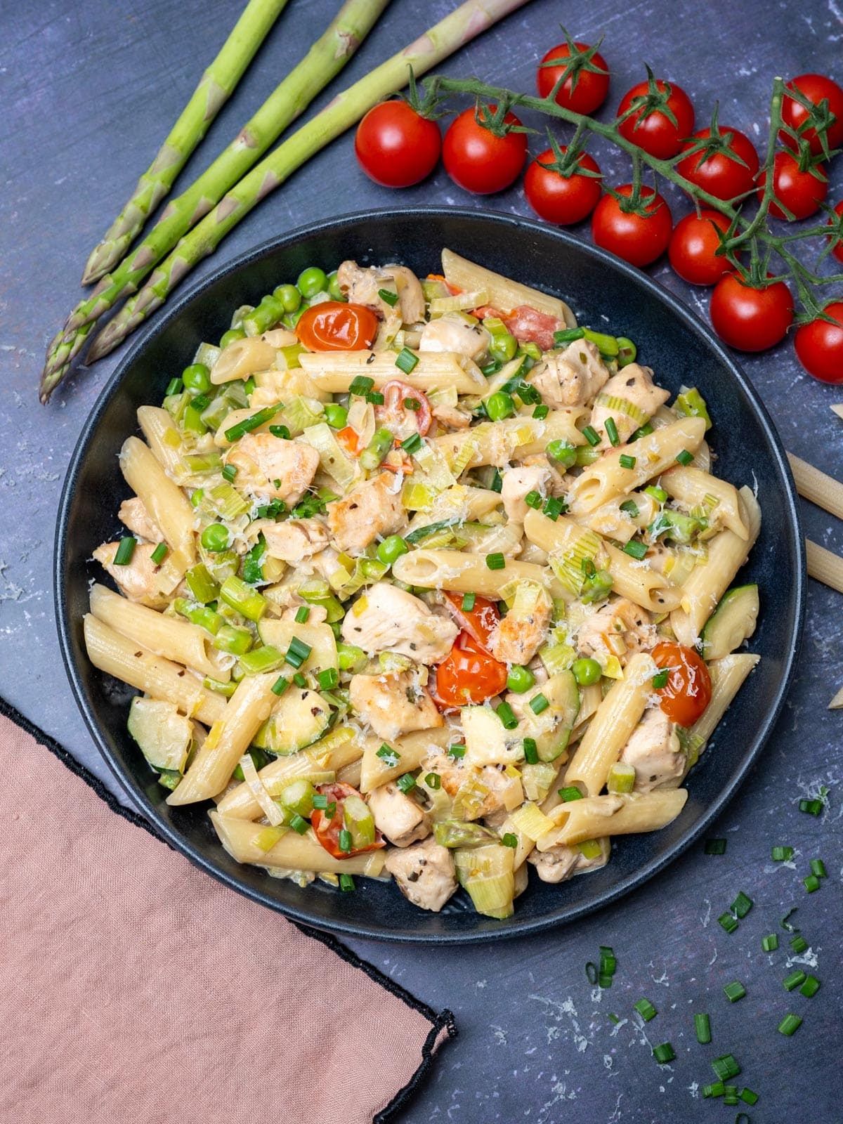 A bowl of Chicken Pasta Primavera